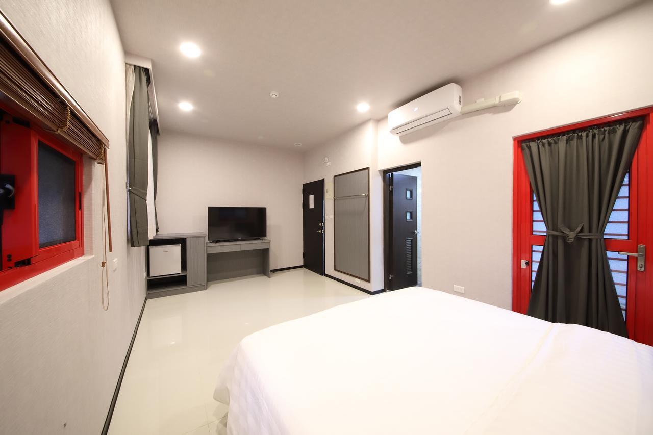 花蓮亮君海景民宿-東大門夜市-電梯包棟Bright King Homestay Hualien City Ngoại thất bức ảnh