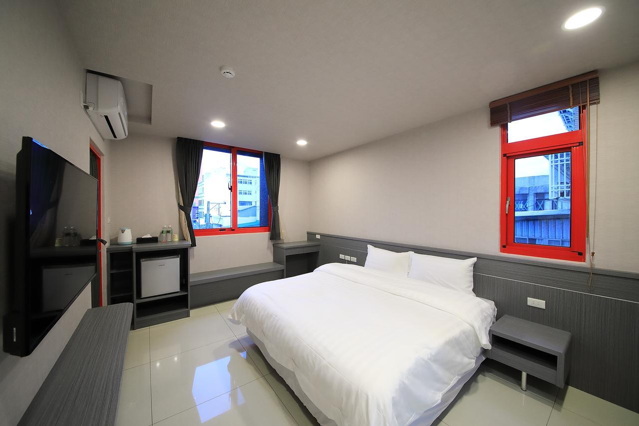 花蓮亮君海景民宿-東大門夜市-電梯包棟Bright King Homestay Hualien City Ngoại thất bức ảnh
